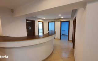 Spatiu birouri de vanzare in Piata Unirii, blocul Sitraco, 1100 mp - Poză 3