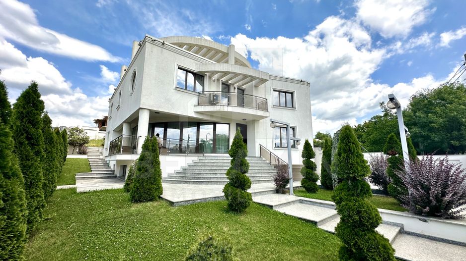Vila impunatoare -Lux -Panoramic D+P+2 Hanul Doctorului 550mp util - Poză 1