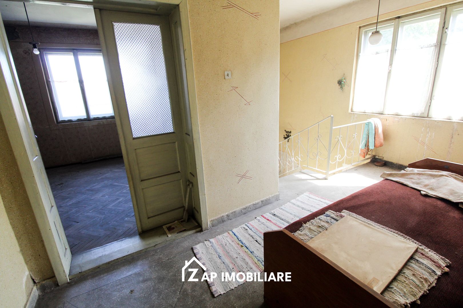 Cartierul 7 Noiembrie - Casă P+E Solidă - Singu - Poză 14