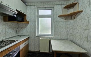 Apartament 2 camere de vanzare, Piața Victoriei centrala proprie - Poză 4