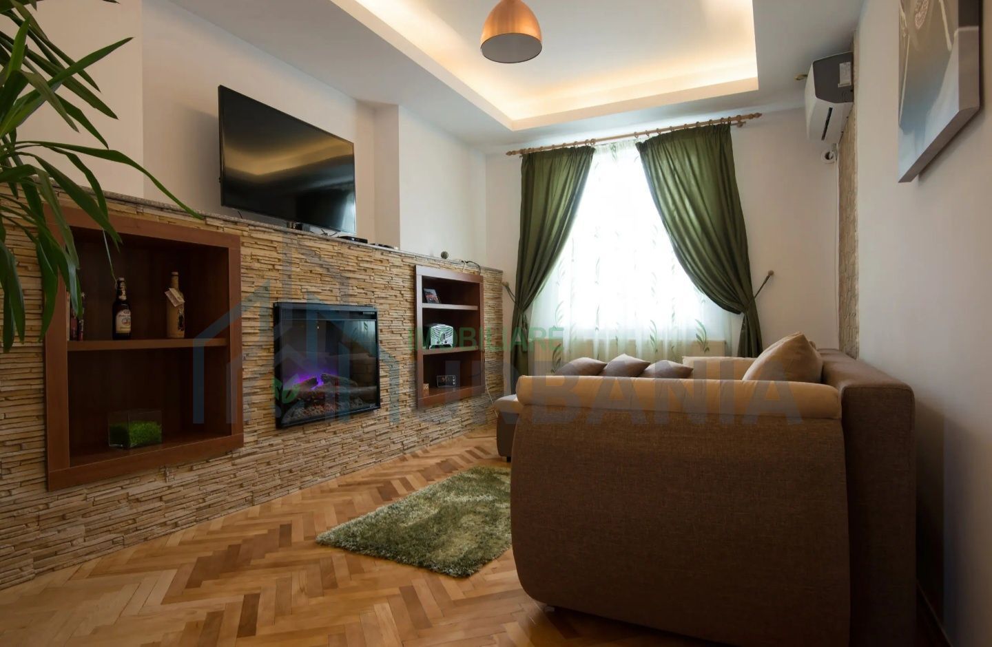 Vând apartament cu 1 cameră - Poză 1