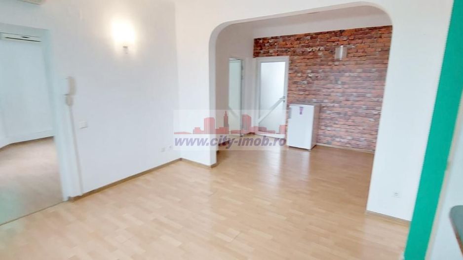 Inchiriere Apartment 3 Camere in VILA  Tineretului - Poză 1