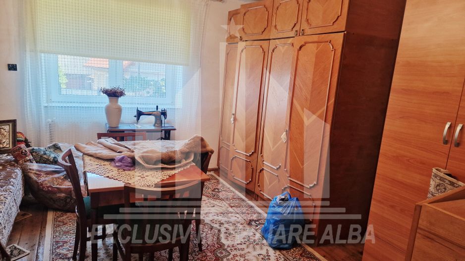 Casa cu gradina in Cricau - Poză 4