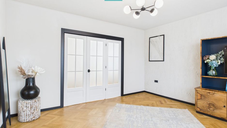 Apartament modern situat central în Oradea - Poză 12