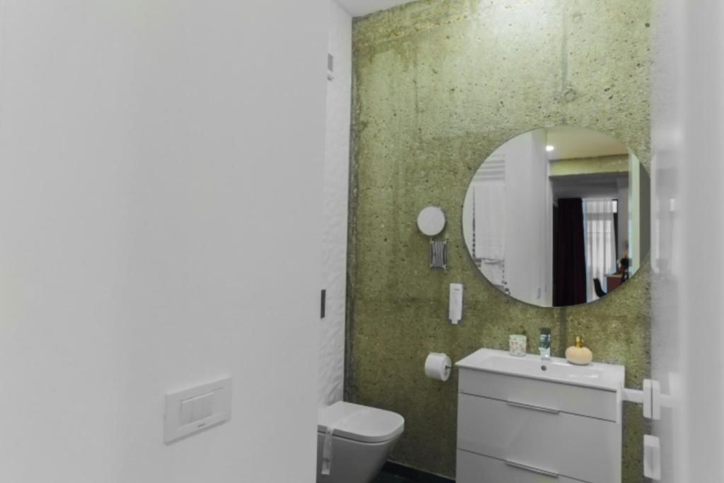 Un duplex modern cu terase generoase, între verdeața Parcului Verdi și oraș - Poză 7