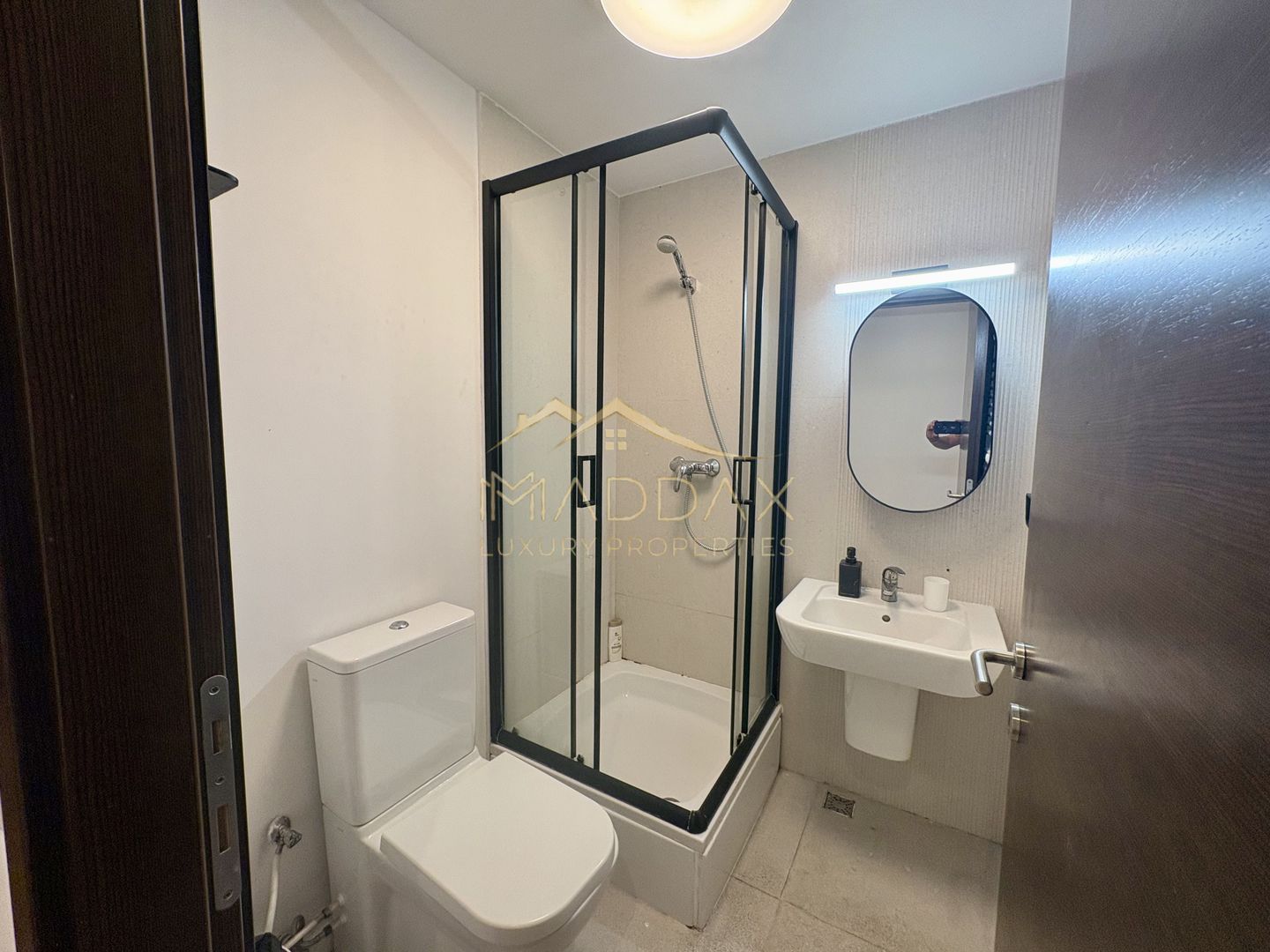 APARTAMENT de LUX cu 3 CAMERE cu Terasa si loc de parcare - Poză 23