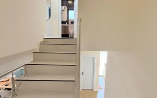 Vila 4 camere | 3 dormitoare | 3 bai | Gradina | Toate Utilitatile - Poză 11