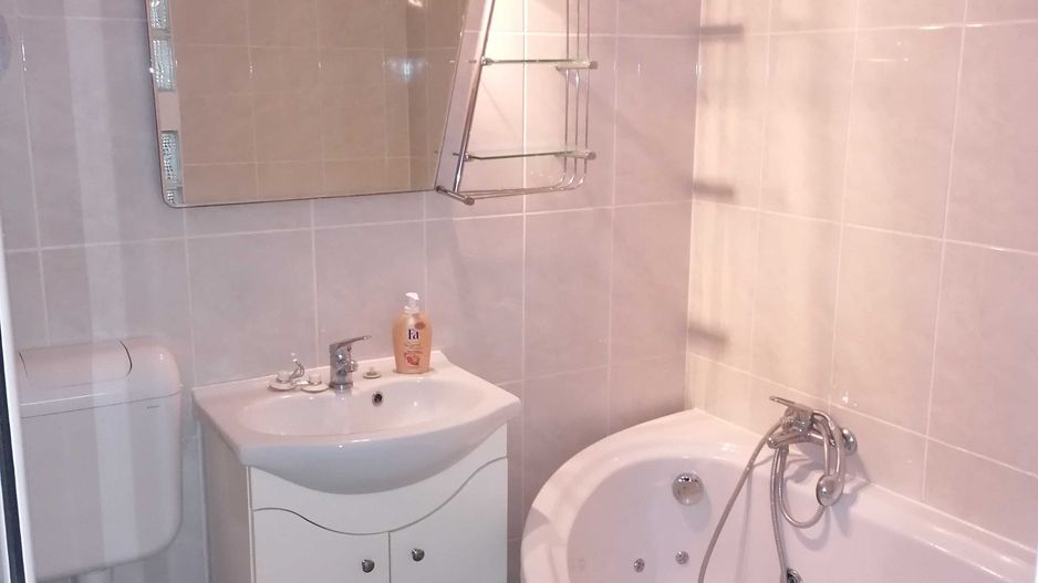 13 Septembrie/ Garsoniera bloc mixt/ Centrala - Poză 4