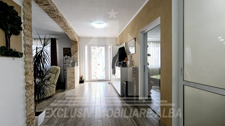 Casa individuala de vanzare, Barabant - Poză 4