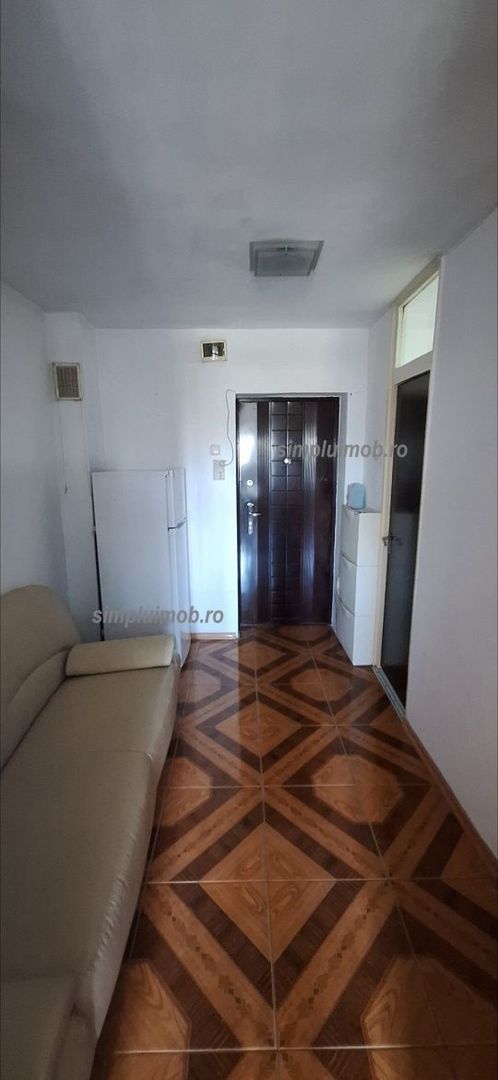 DECOMANDATA-OPORTUNITATE – GARSONIERĂ 40 MP, METROU LA 5 MINUTE - Poză 4