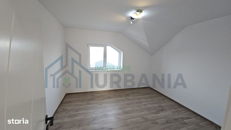 Casă modernă P+M cu vedere panoramică spre lac, Ciurbești, Miroslava - Poză 16