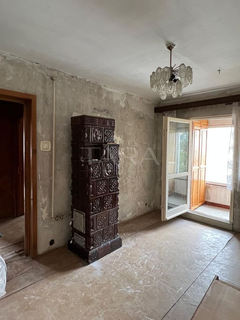 Apartament 3 camere, Baciu – ideal pentru renovare - Poză 2