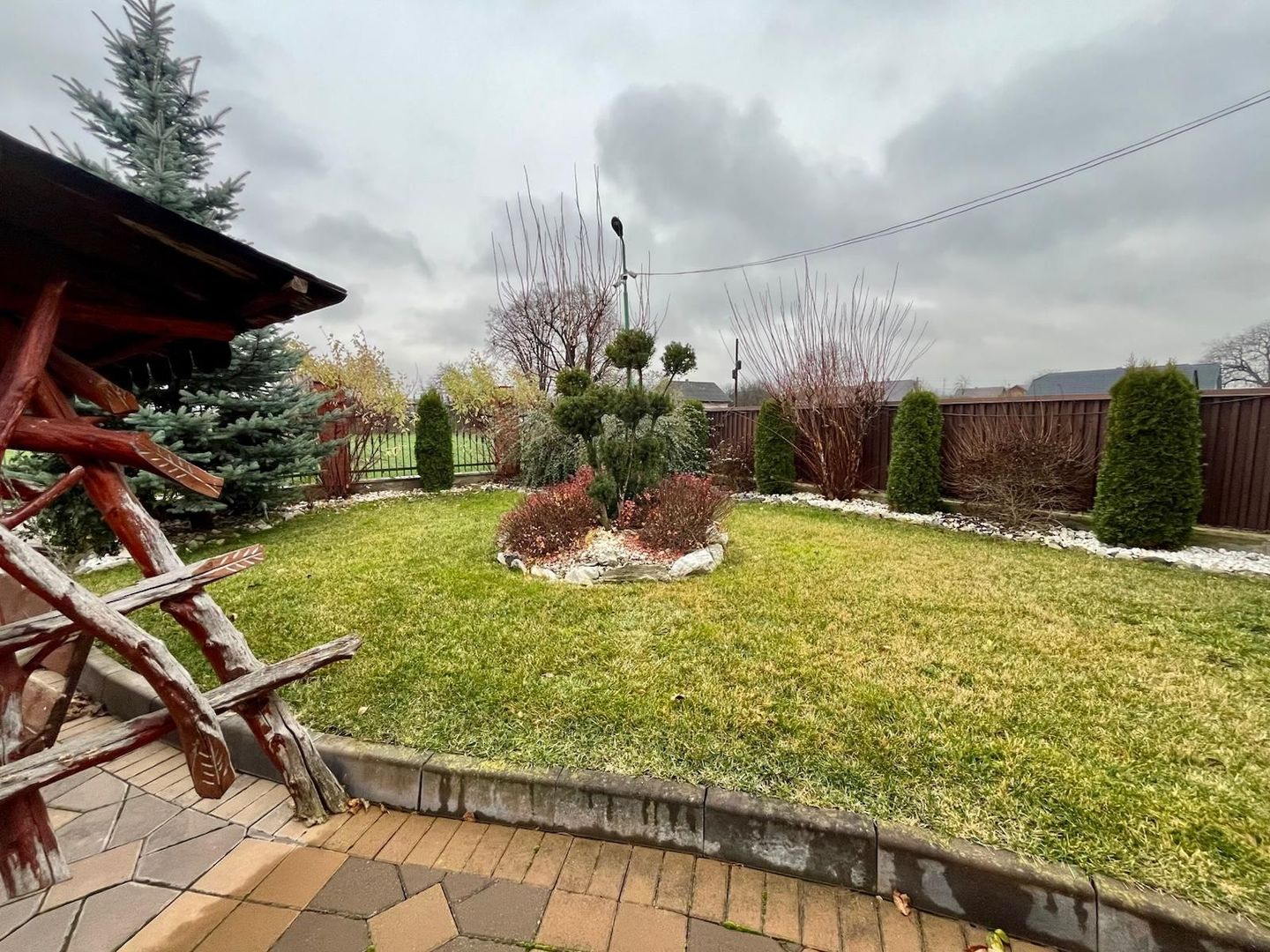 CASA COMPLET UTILATA SI MOBILATA MODERN CU GRADINA | 1100 MP |MARGINEA - Poză 44