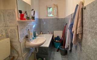 Apartament de 2 camere situat la etaj intermediar, zona Vasile Alecsandri - Poză 6