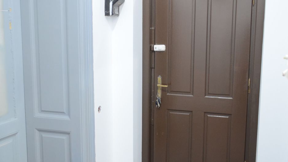 Apartament renovat in cladire interbelica, zona centrala - Poză 7