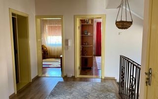 Casa De Inchiriat Pretabila Pentru Birouri, 6 Camere, Zona Centru - Poză 9