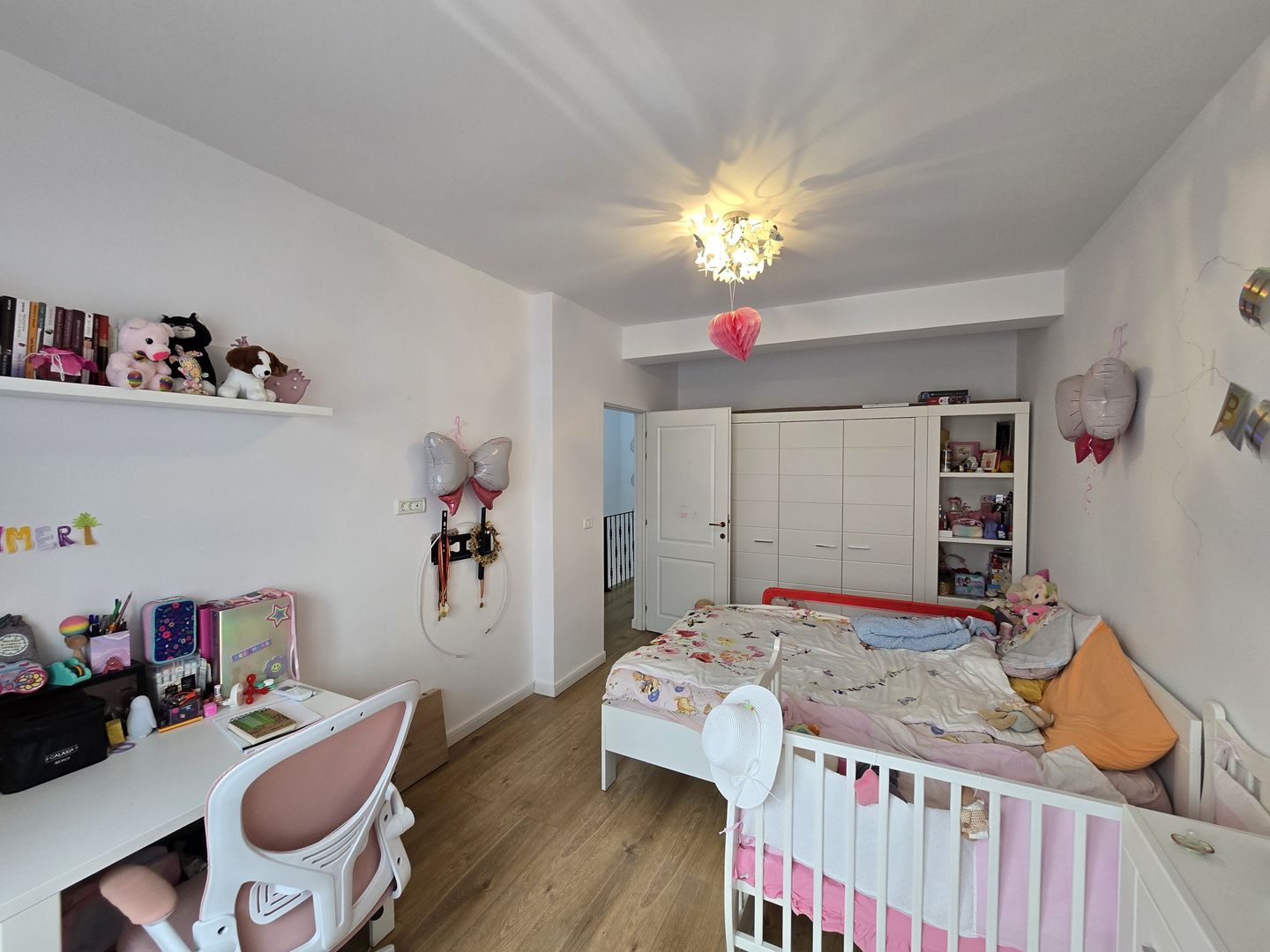 Apartament in casa insiruita, Dumbravita, 2 Dormitoare, Loc de parcare, Curte - Poză 6