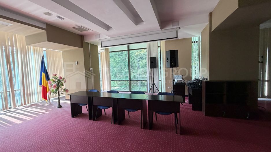 Hotel 4 stele, complet echipat, 85 camere, teren 5000 mp - Predeal - Poză 18