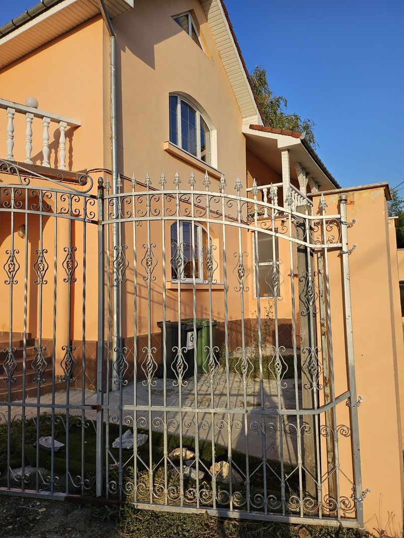 Ag EUROPA vinde casa individuala zona DARA cu 5 cam si teren 4ari. - Poză 31