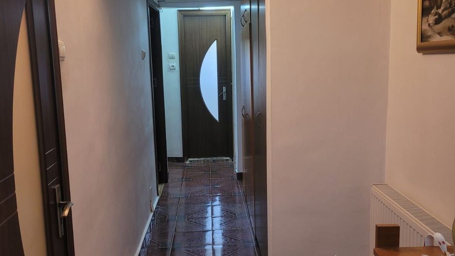 Apartament 3 camere de vanzare Crangasi - Poză 7