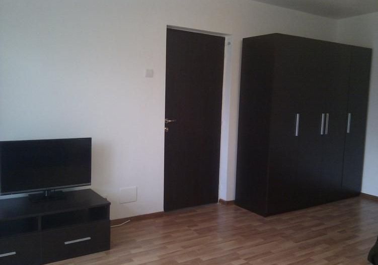 De Inchiriat Garsoniera Decomandata Piata Alba Iulia - Poză 3