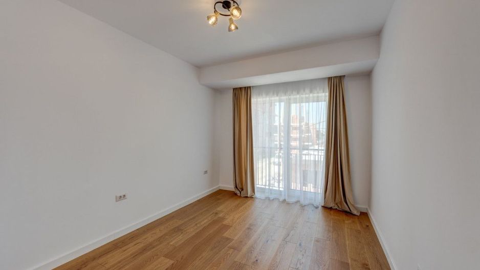 Vila Otopeni central 222mp cu gradina - Poză 12
