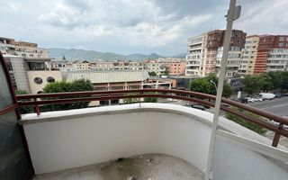 Garsoniera de închiriat | b-dul Traian ( Karaffe) | etaj 4/8 | cu lift - Poză 4