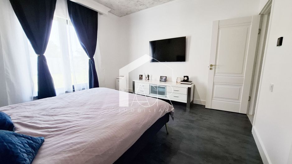 Casa cu 4 camere, parter, Targsoru Nou - Poză 12