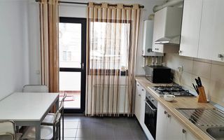 Apartament cu 3 camere, 85 mp, zona zero, Cetatea Alba Carolina - Poză 5