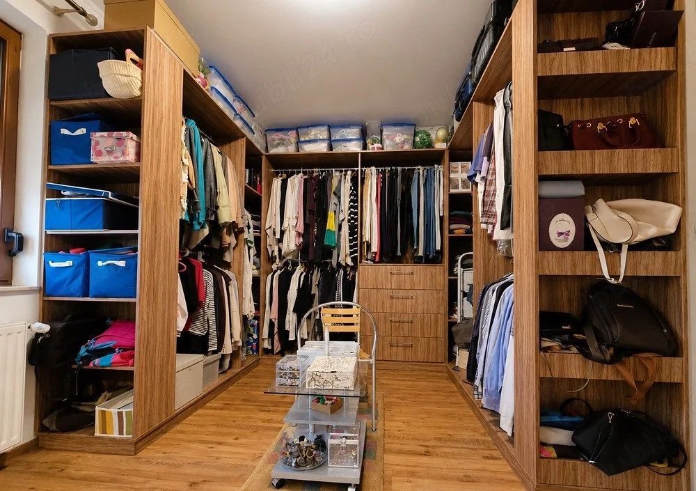 Vila Premium de Vanzare 241 mp I Sisesti - Poză 9