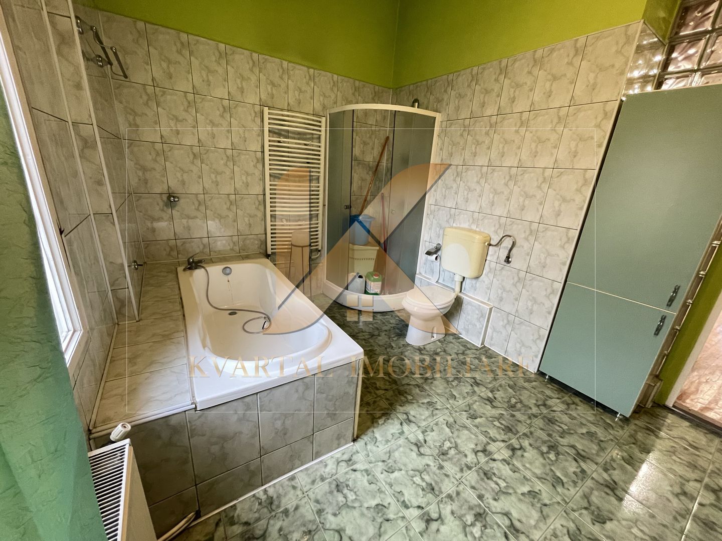 Apartament la cheie 3 camere , parcare 125mp Zona Centrală (Eminescu)! - Poză 9