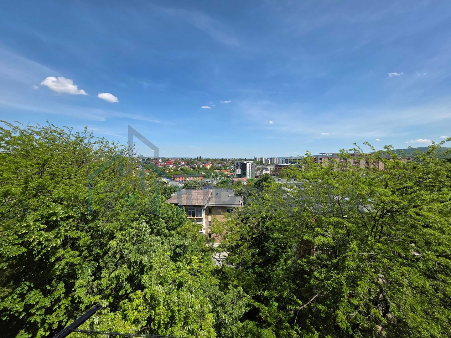 Garsonieră de închiriat, zona Tătărași, punct de reper Flora, Iași – 34 mp, etaj 7/9, mobilată și utilată - Poză 5