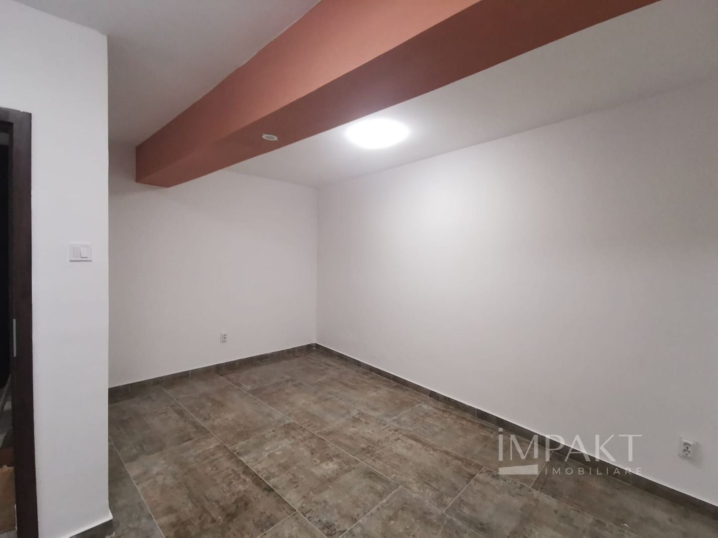 De vanzare -spatiu birouri 2 camere - Centru - Poză 22