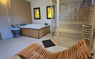 Vilă ultra-premium cu SPA și piscină de vânzare Chinteni Cluj - Poză 19