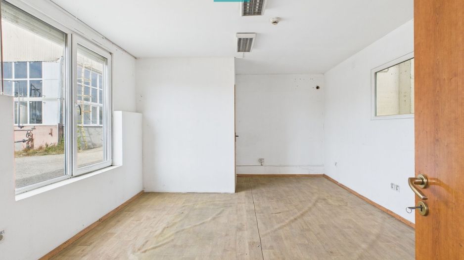 Hală de 218 mp pentru depozitare sau producție - Poză 2