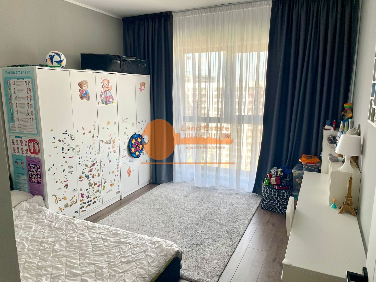 3 camere Plaza Residence ( parcare ) - Poză 10