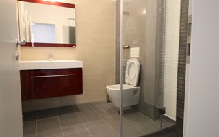 Apartament cu 3 camere de închiriat în zona Nord - Poză 11