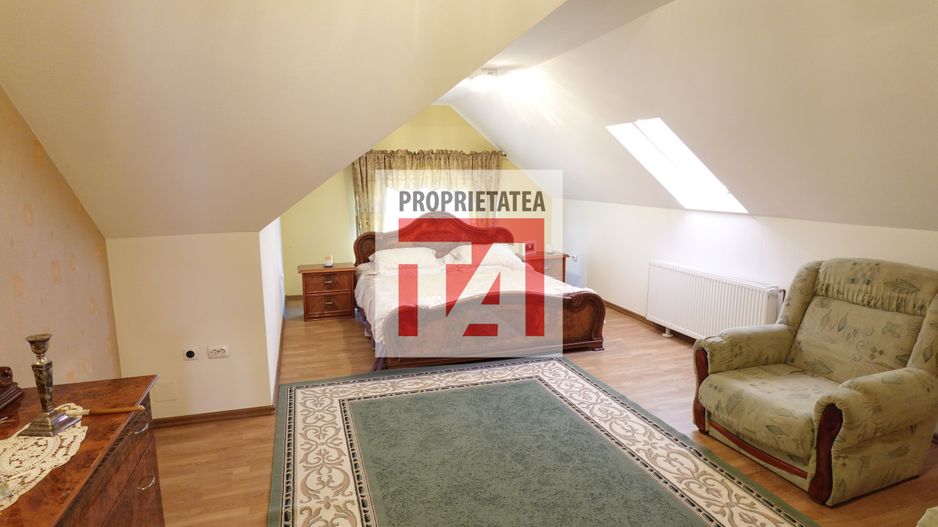 Casa spatioasa si teren de 1500mp Unguras - Poză 12