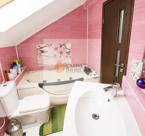 3 camere in vila  | Unirii I Etaj 3 I Centrala proprie - Poză 8