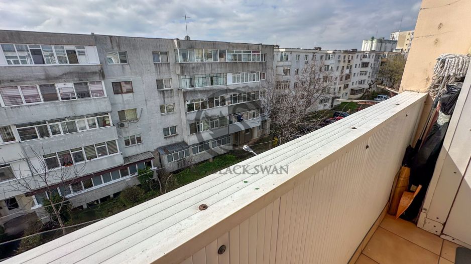 Apartament cu 3 camere de vanzare | Mobilat | Malu Rosu | Comision 0% - Poză 14