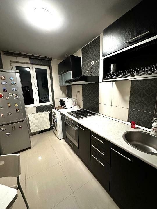 Inchiriere Apartament 3 camere, zona Politehnica/AFI Mall A50 - Poză 2