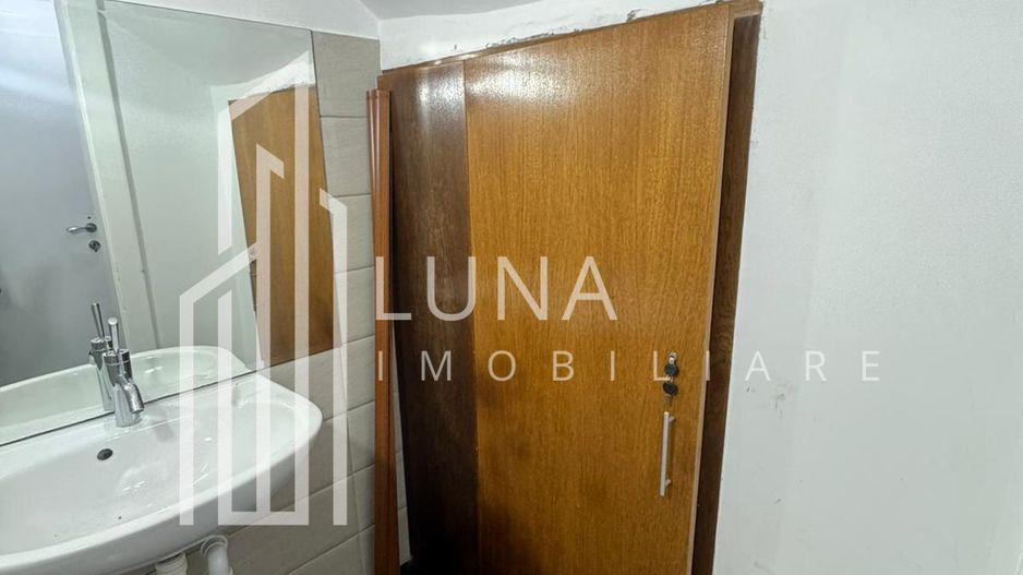 De inchiriat vila cu priveliste spectaculoasa - ideal spatiu comercial - Poză 21