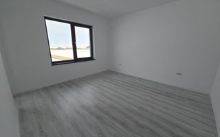 Vila cu teren superb in comuna Berceni! 4 Camere - Poză 8