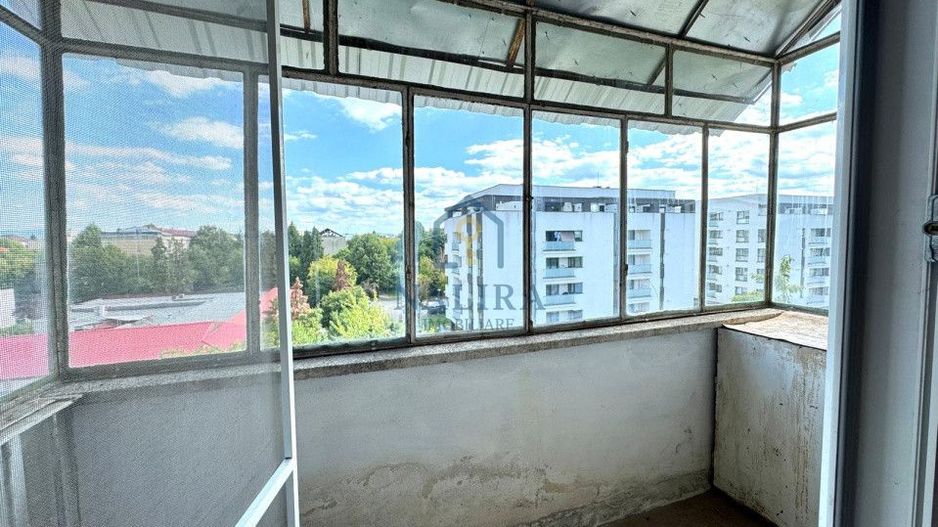 Apartament de vanzare 3 camere zona Iuliu Maniu - Poză 9