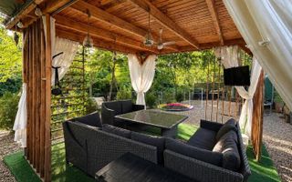 Duplex spațios, complet mobilat, într-o zonă liniștită, lângă râu - Poză 2