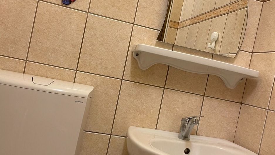 ageuropa.ro vinde apt. 4 cam 80mp la PARTER în zona CENTRALA. - Poză 18