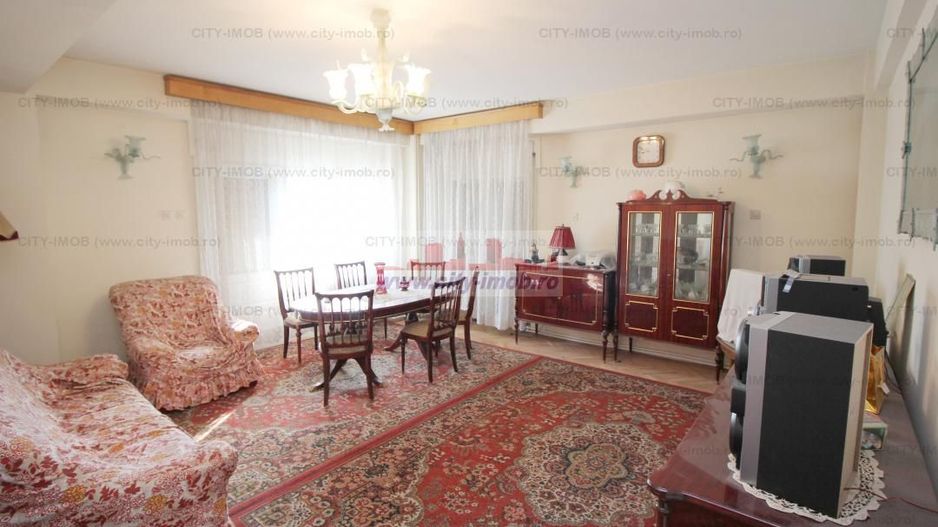 Vanzare 2 apartamente  in   VILA Drumul Sarii P + 2 - Poză 2