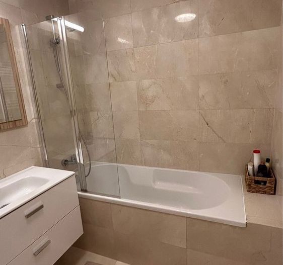 Apartament 2 camere Stefan cel Mare complex C-entral - Poză 11