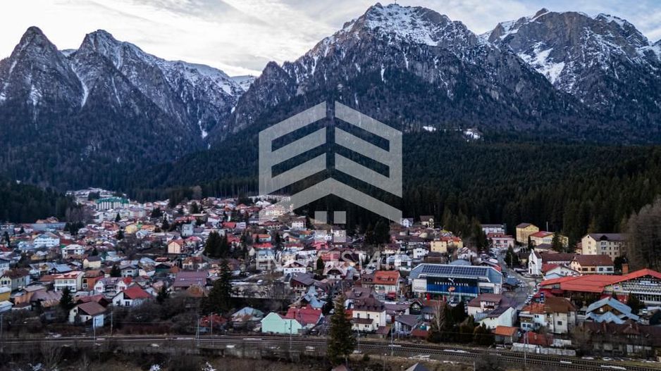 Casă individuală, vedere către Bucegi, la 300 m de Centru, Gară sau Cantacuzino - Poză 35