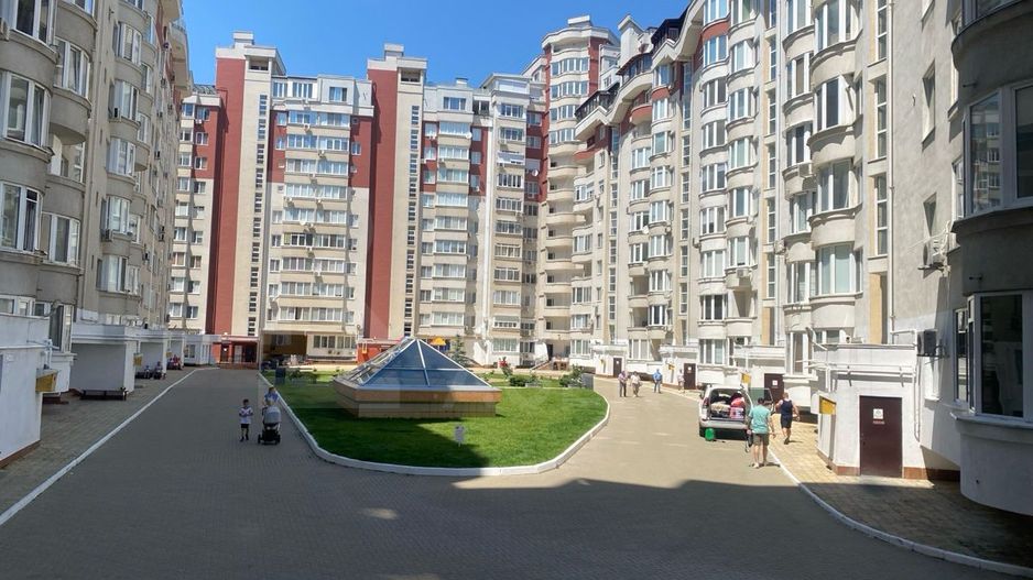 Chirie apartament, 3 camere, strada Lev Tolstoi, Centru - Poză 10